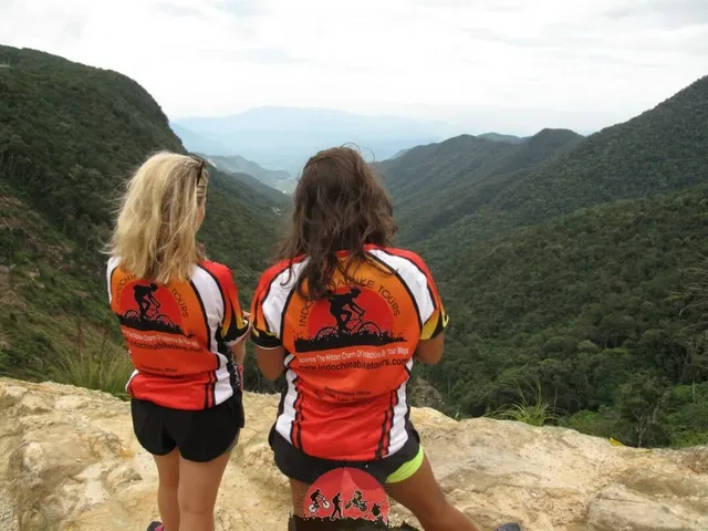 Hanoi Cycling To Luang Prabang - 12 Days 3