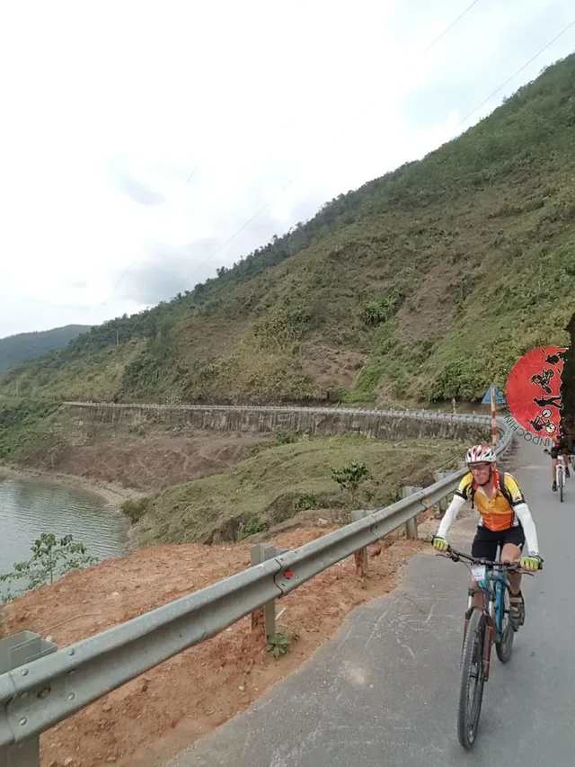 Saigon Cycling To Cai Be For Day Trip 3